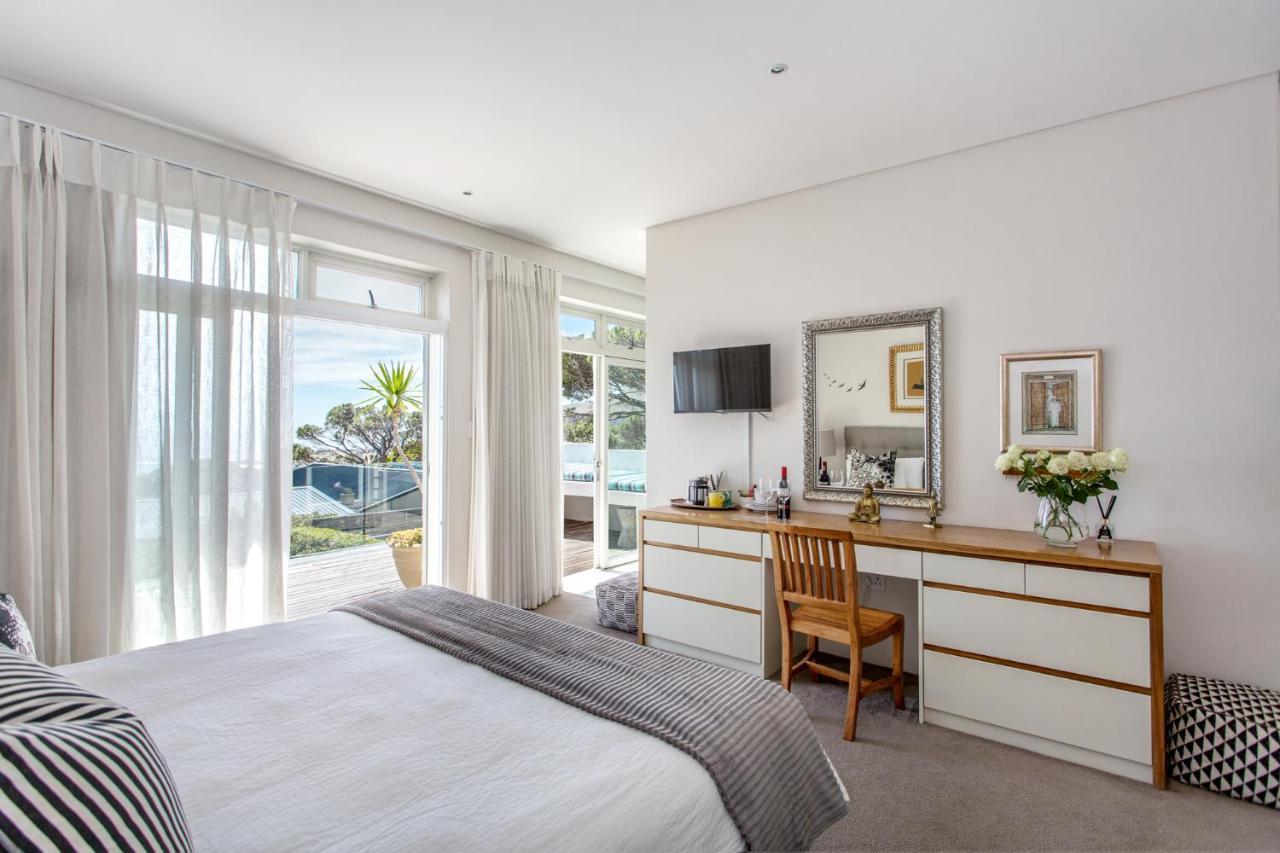 Far Horizons Camps Bay 4* Cape Town
