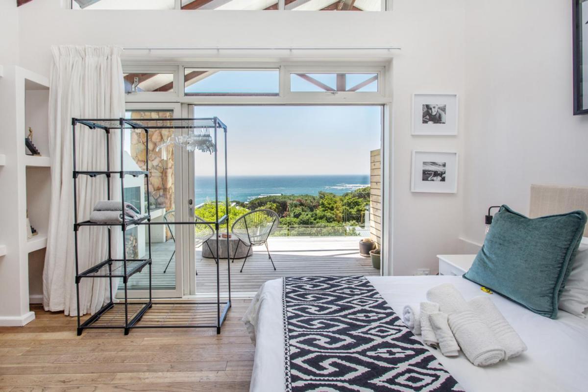 Far Horizons Camps Bay Guest house