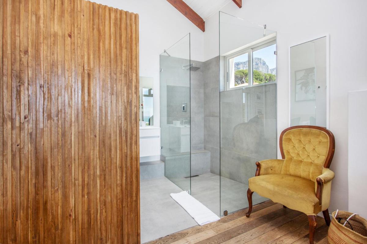 Guest house Far Horizons Camps Bay Cape Town