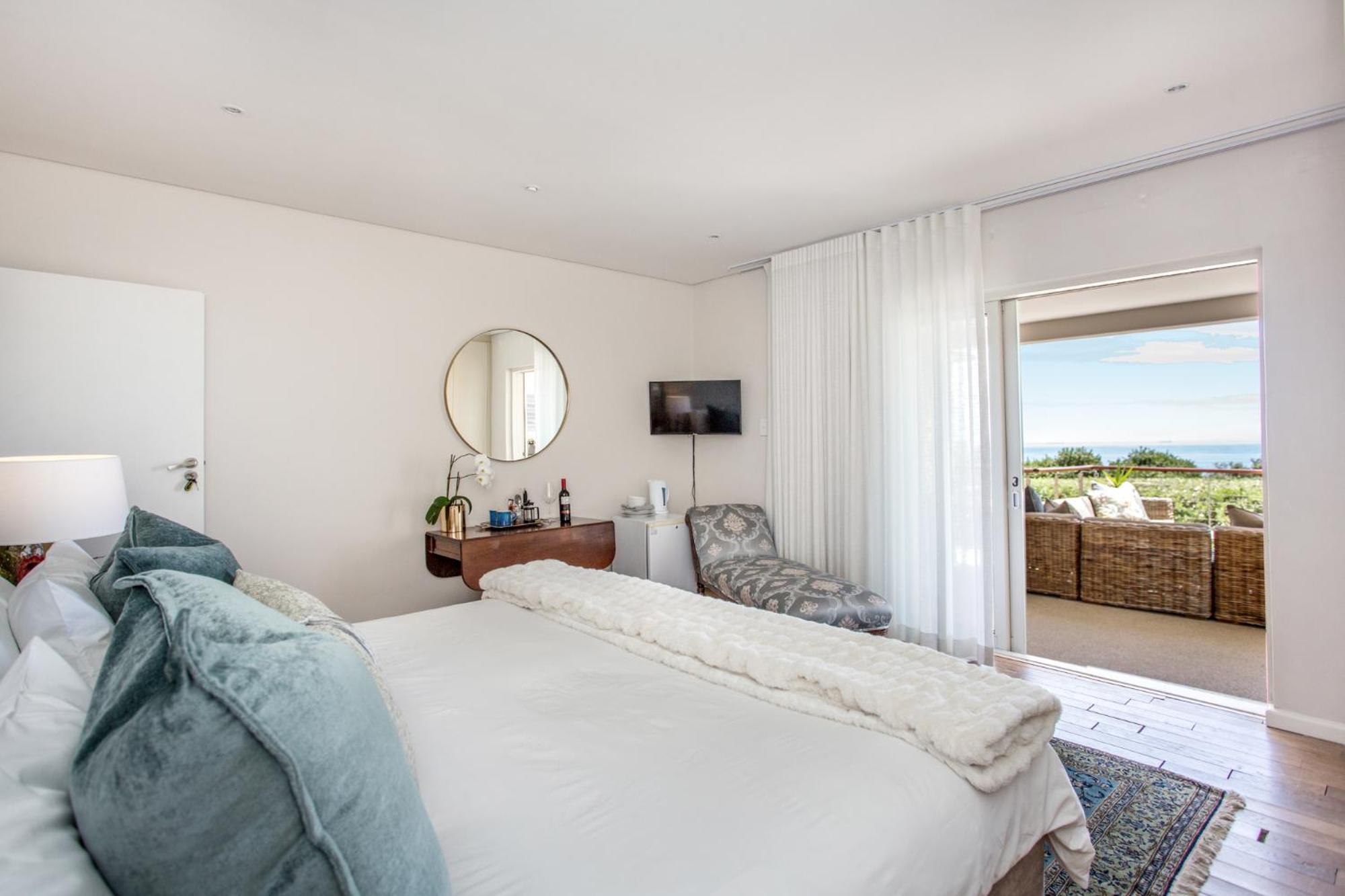 Far Horizons Camps Bay