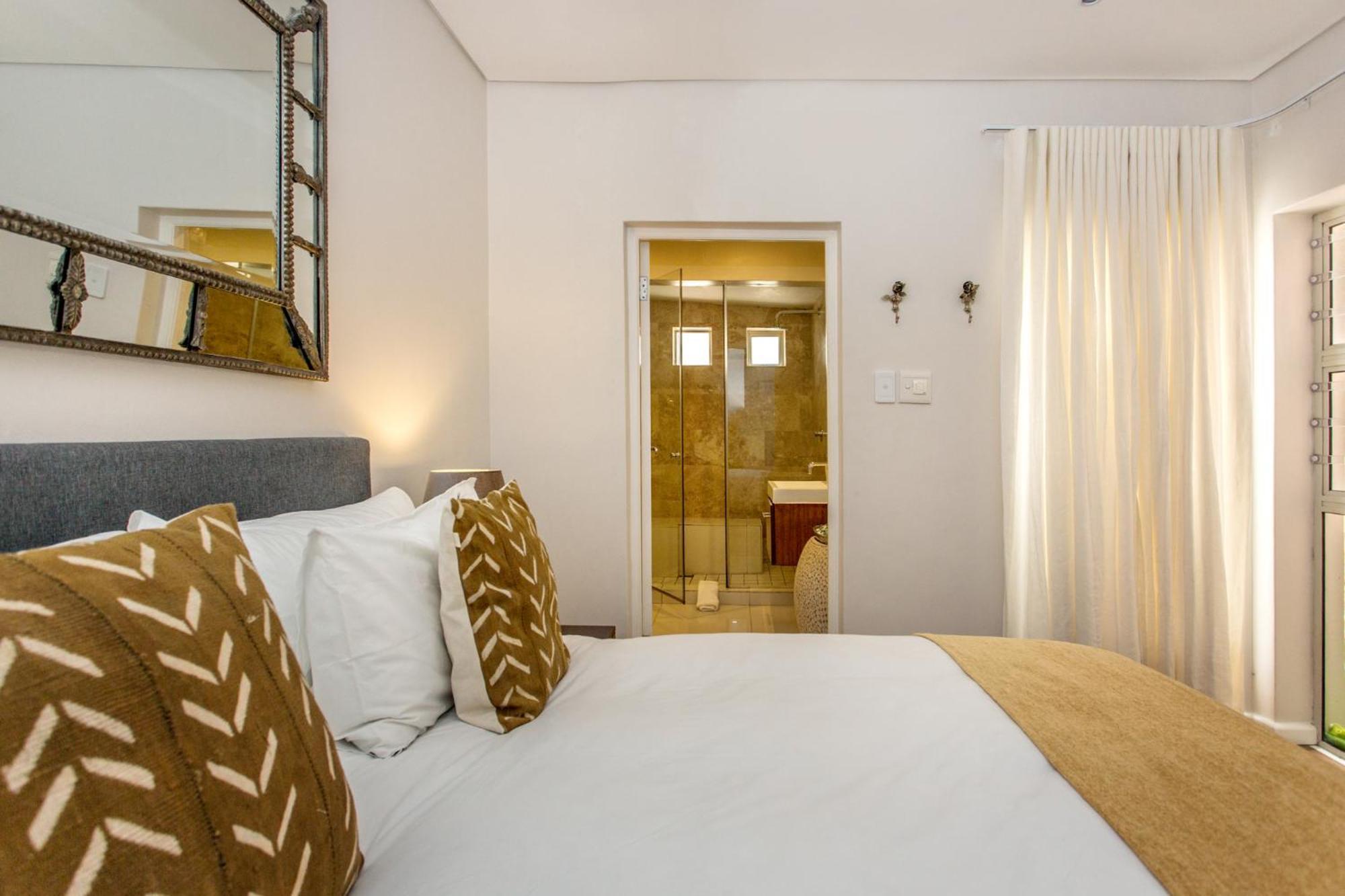 Far Horizons Camps Bay Guest house Cape Town